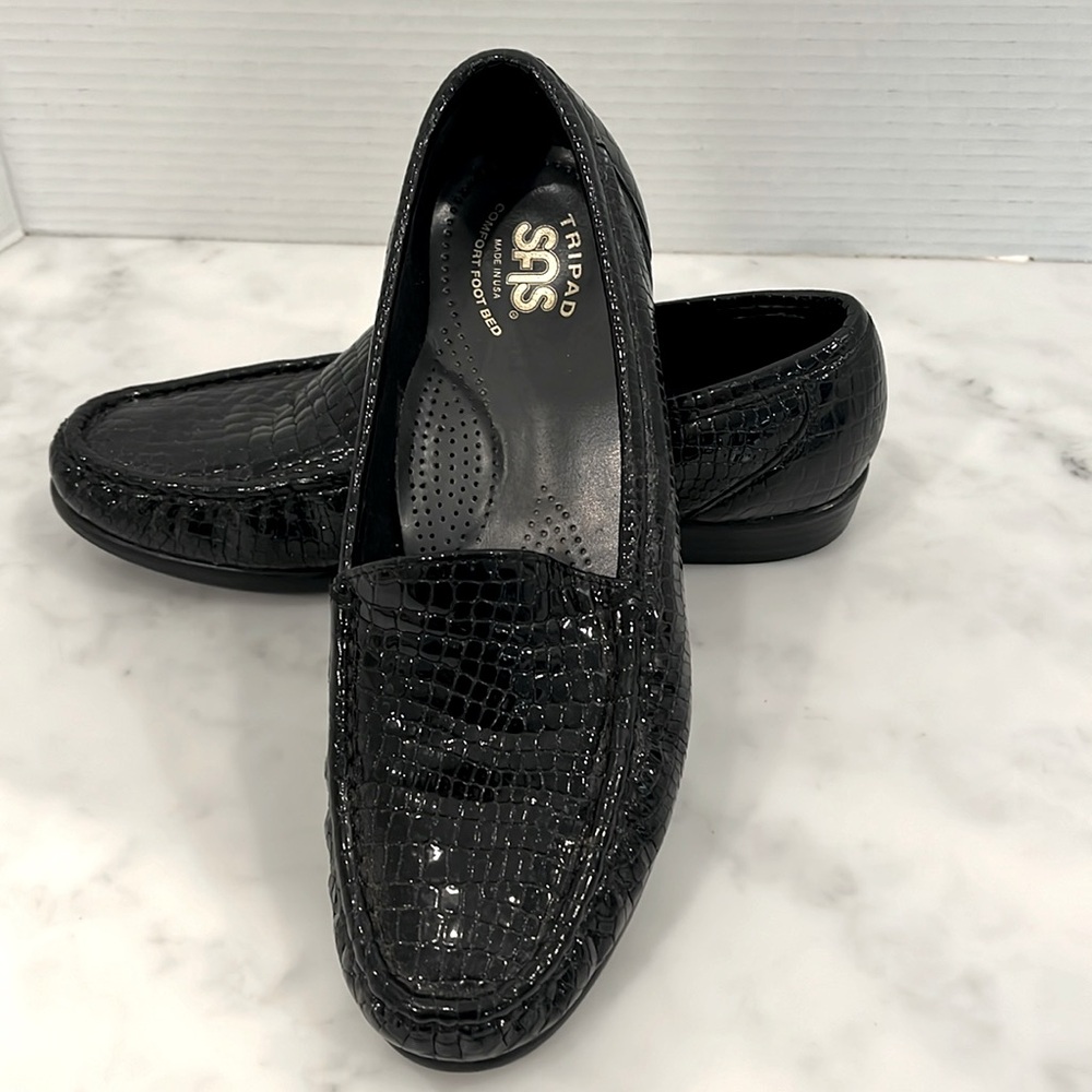 SAS Tripad Comfort slip on Shoes Loafers Blk Leather Alligator Croc-look Size 8